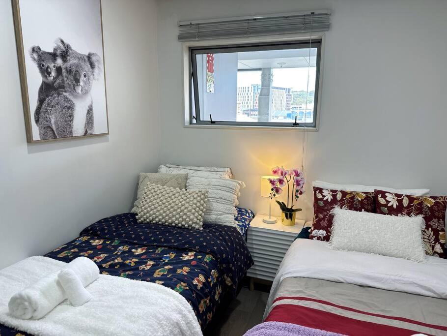 Immaculate 3 Bd 2 Bth Apartment -Free Carpark & Pool Auckland Exterior photo